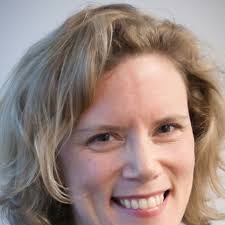 Daphne Holt's Instagram, Twitter & Facebook