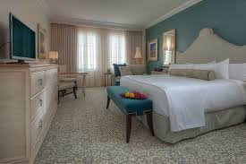 Guests of loews portofino bay hotel at universal orlando® enjoy the finest in european hospitality when they upgrade to one of 91 club level rooms and hotel & universal orlando resort™ legal: Resort Review Loews Portofino Bay At Universal Orlando