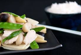 Chinese Stir Fried Chicken With Vegetables Snow Peas Straw Mushrooms Water Chestnuts And Baby Corn Asian Cuisine Recipes Vegetable Recipes Recipes