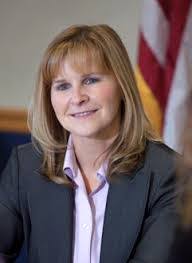 Marcie Lyons's Instagram, Twitter & Facebook