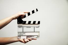L'usage de clichés revient à économiser la réflexion et relève d'une prise de position simpliste. Le Cinema Francais En Allemagne Raisons Du Succes Et Films Records Au Box Office Connexion Francaise