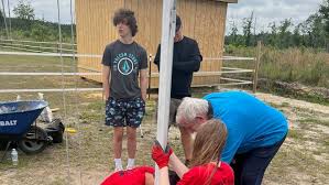 New Hanover teen finishes Eagle Scout project for equine rescue