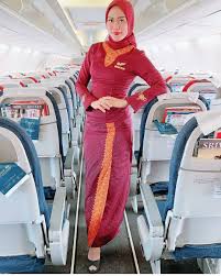 Gallery Pramugari Indonesia Di Instagram Repost Qbeb1990 Kekuatan Bukanlah Tentang Menanggung Kesedihan Atau Rasa Malu Keku Pramugari Aktris Jilbab Cantik