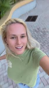 Attracting Positive Connections Through Vibes