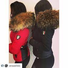 Repost Anaaelleb With Repostapp Team Ventiuno Une Noire Une Rouge Mais Les Deux A Grosse Black Coat Outfit Winter Winter Coat Outfits Hooded Winter Coat