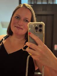 I K H E B E R N I K S V AN G E L E E R D Zeldzaam inkijkje. Scroll en lees  de teksten. Die spreken voor zich denk ik. #trauma #positiviteit  #kwetsbaarheid #kwetsbaarkracht #pulmonalehypertensie  #pulmonalearterielehypertensie #levenmetpah ...