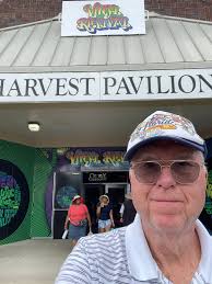 Cheers to wine slushies, good vibes, and girls' night out at the Indiana  State Fair! 🍷🎡💕