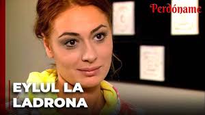 Eylul se roba el collar de Feride