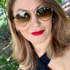 Robin Stanfill's Instagram, Twitter & Facebook