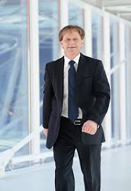 Dipl-Bw. Walter Schweiger MBA