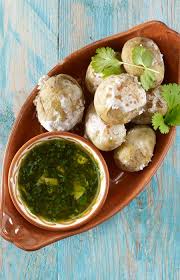 Tapas Runzel Kartoffeln Mit Krautersosse Patatas Arugas Con Mojo Verde Rezept Lecker Krautersosse Tapas Rezepte