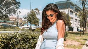 Οι αποτυχημένες προσπάθειες, οι δυσκολίες, οι λιγούρες και η γλυκιά αναμονή για τα δίδυμα H Xristina Mpompa Xalarwnei Sthn Entypwsiakh Beranta Ths Bovary