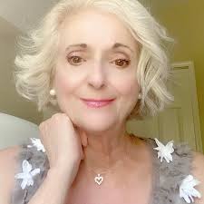 Wow great find @catherinebellfan ! all I remember of this night was walking  backstage to meet @foofighters after they played…. And there they all were  hangin out with a few friends. Me