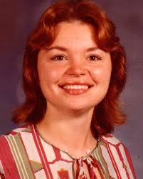 Kelli Holbrook's Instagram, Twitter & Facebook