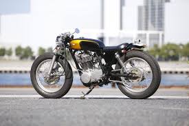 平和モーターサイクル heiwa motorcycle sr400 no017 yamaha バイクショップ カスタムバイク トライアンフ
