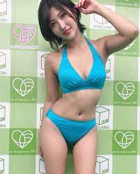 水川すみれ」おしゃれまとめの人気アイデア｜Pinterest｜ビショップ | 水着の写真, スミレ, かぎ針編みのビキニ