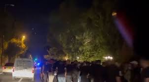 Check spelling or type a new query. 4lpb4wnzgyy4xm