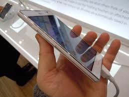 MWC - LG Optimus Vu II hands on ...