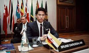 Prince mateen dedah punca kemangkatan pengiran abdul azim anakanda sultan brunei. Biodata Pengiran Muda Abdul Mateen Putera Kacak Brunei Azhan Co