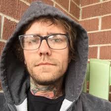 Tavish Mcgregor's Instagram, Twitter & Facebook