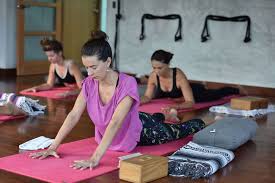 Spend free time relaxing on the beach and feast on a lunch buffet accompanied by an open bar. 20 Best Yoga Retreats Cancun 2021 Cancun Yoga Retreat Bookretreats
