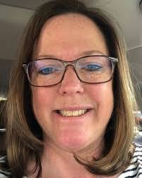 Lynette Roy's Instagram, Twitter & Facebook