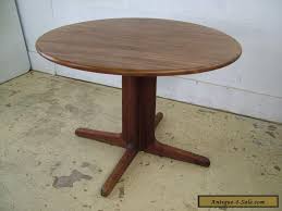 The heartbeat of any great home and the ideal place to socialise with family and friends, great dane tables are more akin to works of art than luxury designer built to last and available in a wide array of dimensions, to suit the kitchen table demands of any lifestyle. Vintage 60 S Teak Dining Mid Century Danish Modern Round Dining Kitchen Table For Sale In United States
