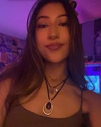 Julissa Guzman's Instagram, Twitter & Facebook