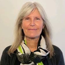 I am excited to announce that I have been awarded the Level 7 Diploma in  Translation by the Chartered Institute of Linguists.