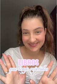 Libros que tengo repetidos en la estantería 🤭🫶🏻