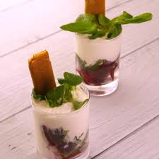 Verrines Aperitives Betterave Chevre Recette Verrine Aperitif Noel Recette Aperitif Recette De Verrine Facile