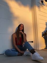 All these ideas are great. Modnaya Foto Galereya Vestinews Photography Ideen Modnaya Fotogalereya Photoshoot Poses Photography Poses Women Girl Photography Poses