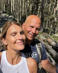 Veronica Marshall's Instagram, Twitter & Facebook