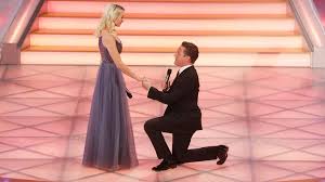 Endlich stehen sie zu ihrem glück: Live Im Tv Stefan Mross Und Anna Carina Haben Geheiratet Promiflash De