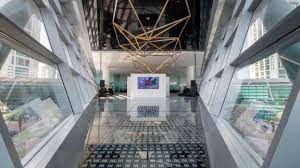 Follow the route of the two most outstanding rough diamonds in the world. Inside The World S Largest Diamond Trading Floor Cnn