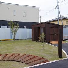 大人の秘密基地のようなバイクガレージ 群馬町 外構 有限会社abcガーデンズ 群馬県高崎市のガーデンセンター エクステリアデザイン 2021 物置小屋の作り方 小屋の計画 秘密基地