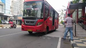 Brt semarang ( trans semarang ) beroperasi setiap hari mulai dari dari jam 05.30 wib sampai 17.30 wib. Unik Naik Bus Trans Semarang Bisa Bayar Dengan Botol Plastik Suara Jateng
