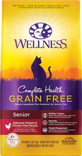 This hormone free recipe is made with premium proteins and a combination of fruits and vegetables including sweet potatoes, carrots, blueberries and cranberries. Wellness Complete Health Chicken Deboned Chicken Grain Free Senior Dry Cat Food 5 5 Lb Bag Chewy Com
