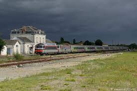 Distanţa rutieră dintre bordeaux şi nantes, viteză, timp, consum şi costul mediu. Nantes Bordeaux Une Transversale Longtemps Negligee Transportrail Le Webmagazine Des Idees Ferroviaires