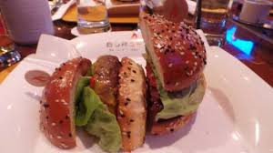 8 hexclad pan, 12 hexclad wok, 10 hexclad lid Gordon Burger With Beef Meat Duck Breast Bacon Lettuce Cheese Avocado Picture Of Gordon Ramsay Burger Las Vegas Tripadvisor