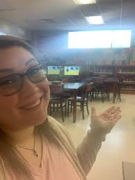 My senior: Keni Jo Drennan School: Ballinger High School 1) Favorite color?  Light blue 2) Favorite snacks? Chex mix 3) Favorite candy? Peanut butter  M&Ms, Mr.Good bar, or mint chocolate 4) Favorite