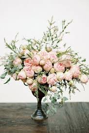 16 Spring Wedding Flower Ideas To Pin Right Now Flower Arrangements Spring Wedding Flowers Beautiful Flowers
