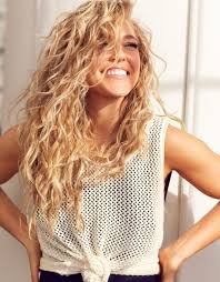 The most common curly blonde hair material is porcelain. Pin On Tangles