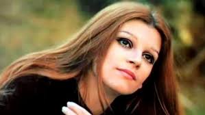 Anche iva zanicchi ricorda milva e la loro amicizia: Milva Biografia