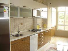 Bünyemizde imalatını yaptığımız mutfak dolabı, banyo dolabı, ray dolap, portmanto, tv ünitesi ve iç kapıların dışında, çelik kapı, pimapen gibi diğer kalemleri de fason olarak dışarıdan temin yoluyla yapmaktayız. Membran Mutfak Icin 12 Fikir Mutfak Mutfak Dolaplari Dolaplar