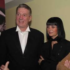 Успешный продюсер и режиссер рассказала touch magazine о счастье и философии жизни, о достижениях и планах на будущее. Znamenitye Zhenshiny Kotorye Stali Vdovami V Molodosti