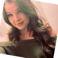 Samantha Stapleton's Instagram, Twitter & Facebook