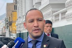 Comisión Especial direcciona concurso de magistrado del Tribunal  Constitucional