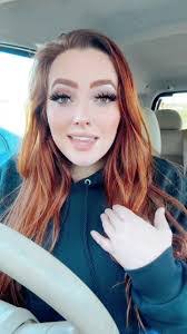 Amber Carlin's Instagram, Twitter & Facebook