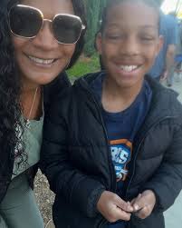 I know he used to wear your edges thin Ms. Cookie😆😆😆 that baby growing up